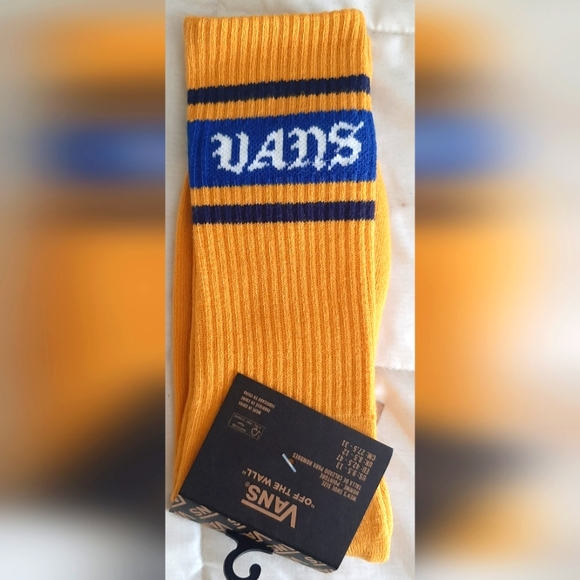 Vans Logo Socks *NWT* - Picture 1 of 3